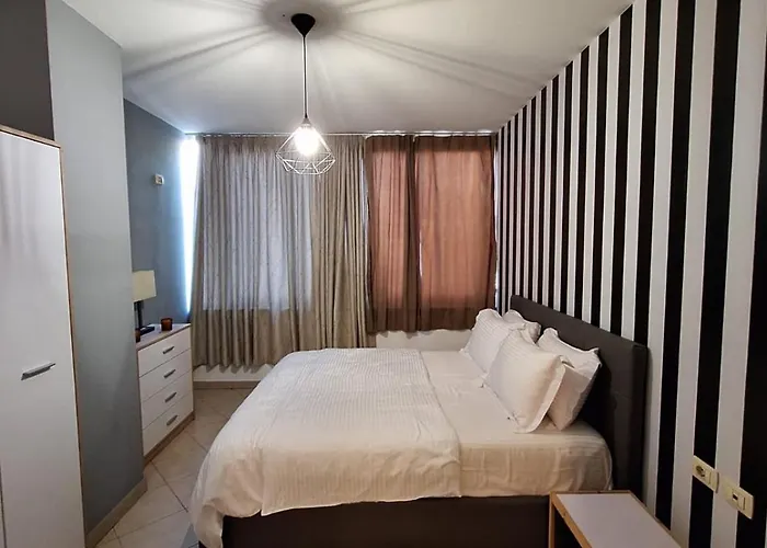 דירה Ergi's Host